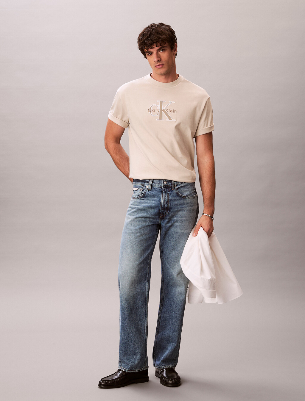 Lässiges T-Shirt mit Logo-Applikation