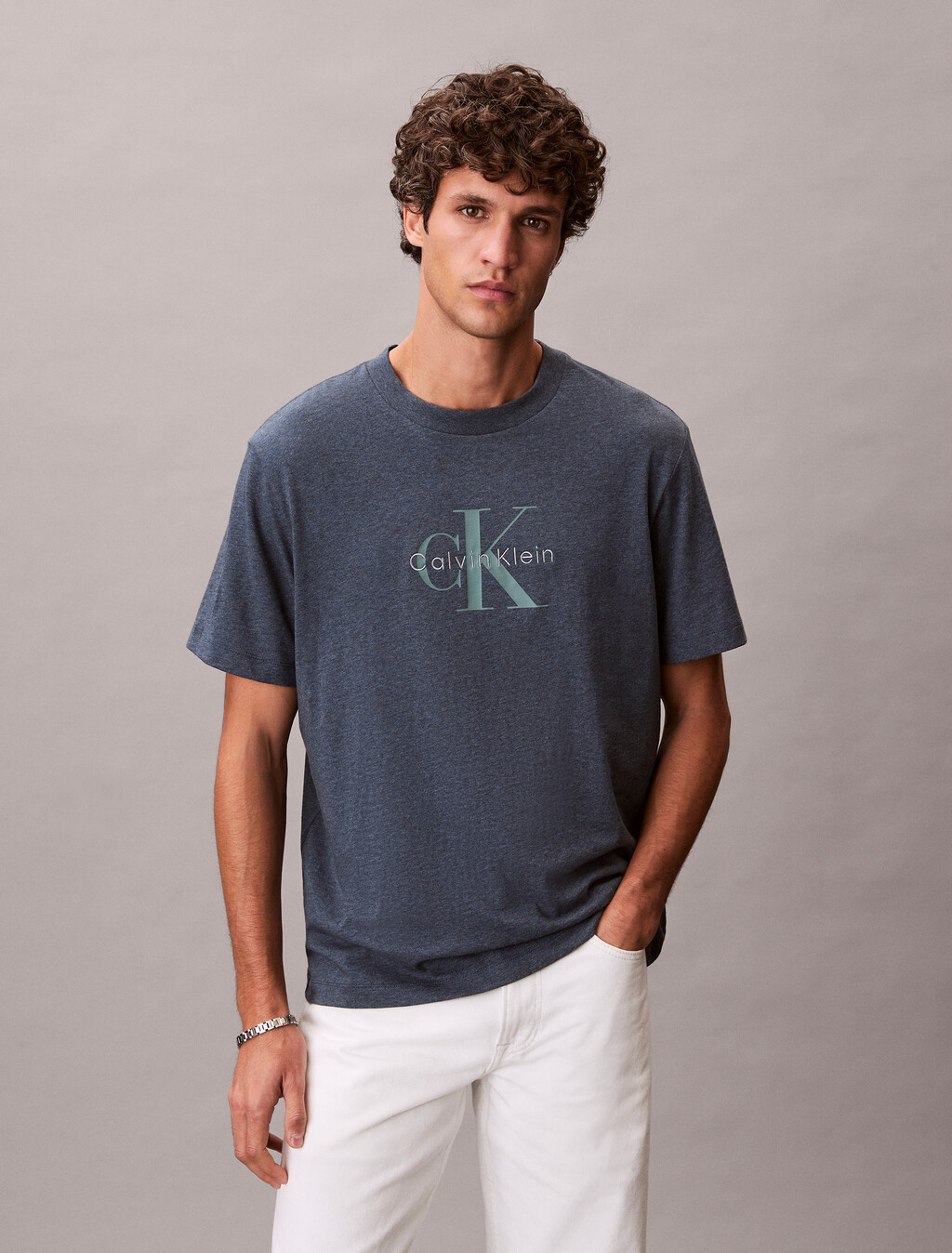 Monogram-T-Shirt