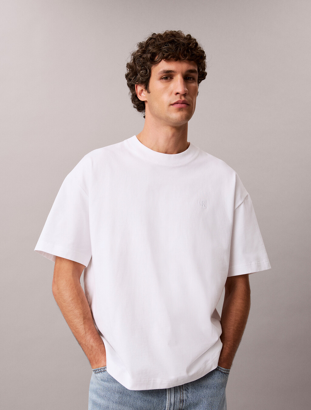 Oversized geprägtes Monogram-T-Shirt
