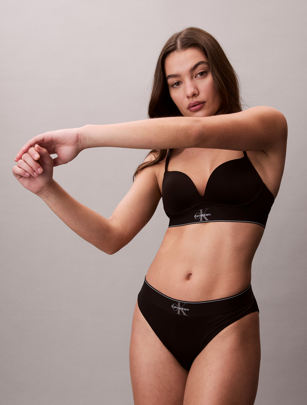 CK Graphic Push-Up-Plunge-BH