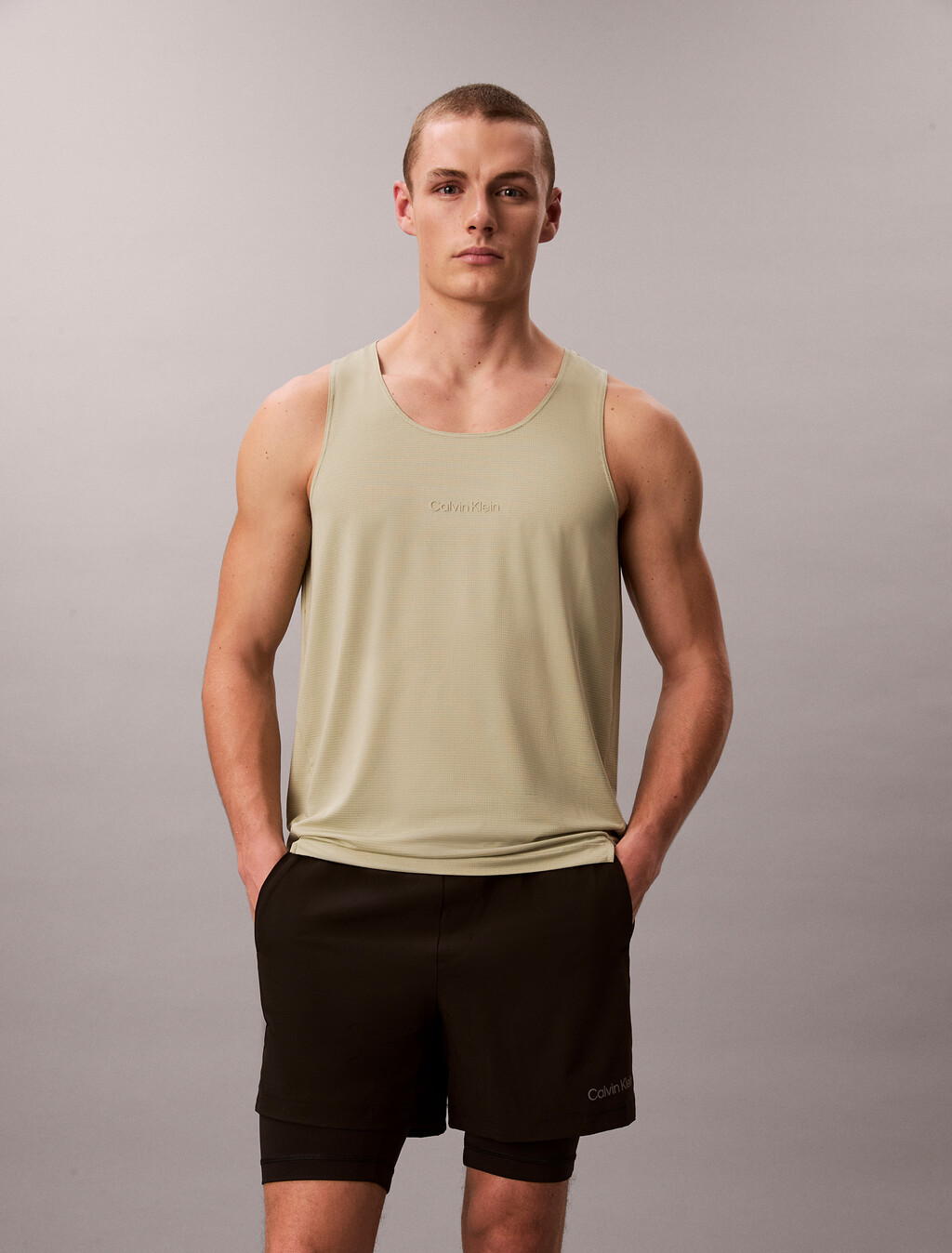 Wasserabweisende 2-in-1 Gym-Shorts