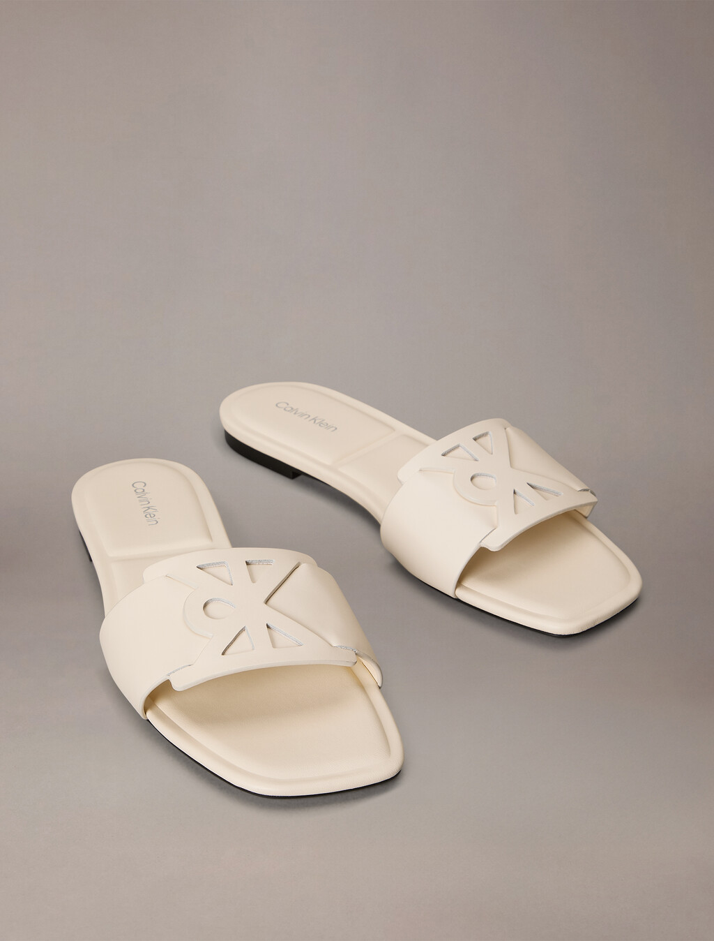 Amira - Lederne Sandalen mit quadratischem Zehenbereich