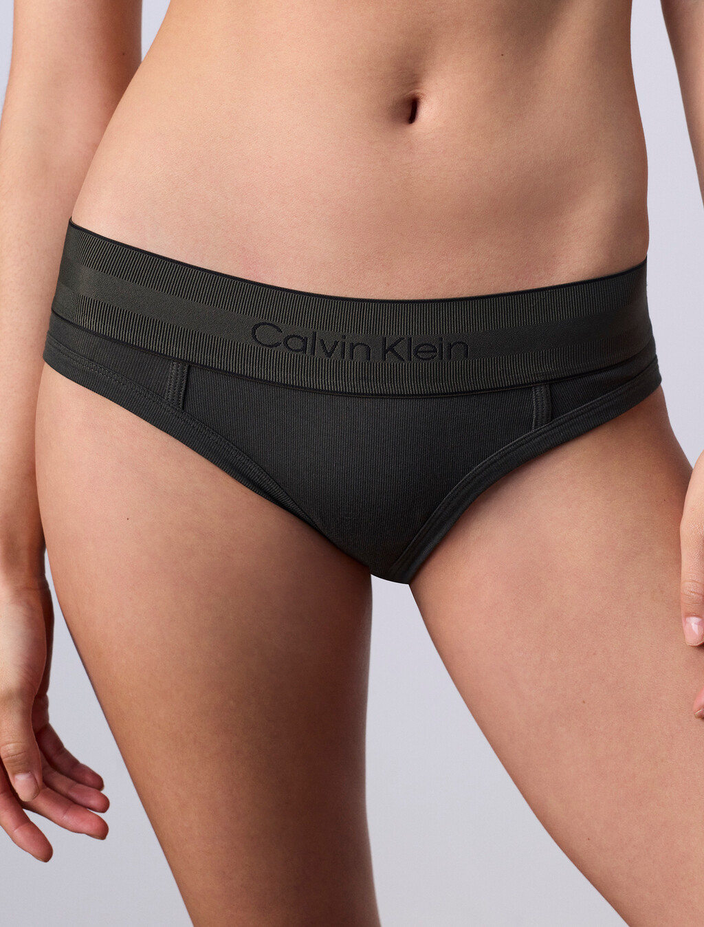 Jung Kook für Calvin Klein Bikini
