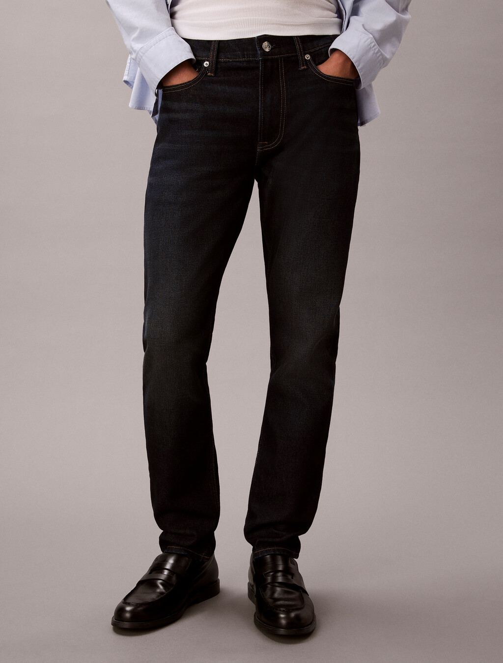 37.5 Slim Taper Jeans