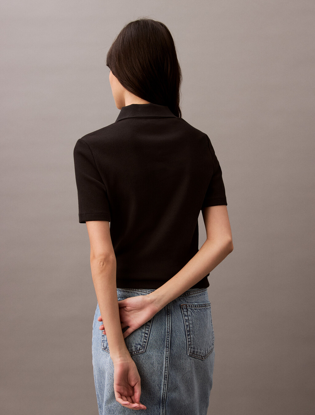 Essential Slim V-Ausschnitt-Polo
