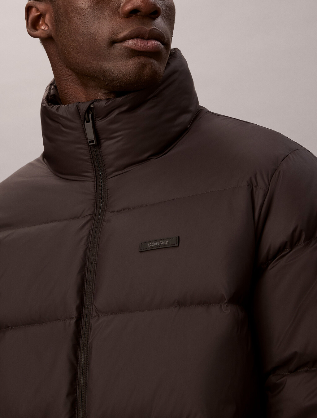 Kanalisierter Daunen-Pufferjacke