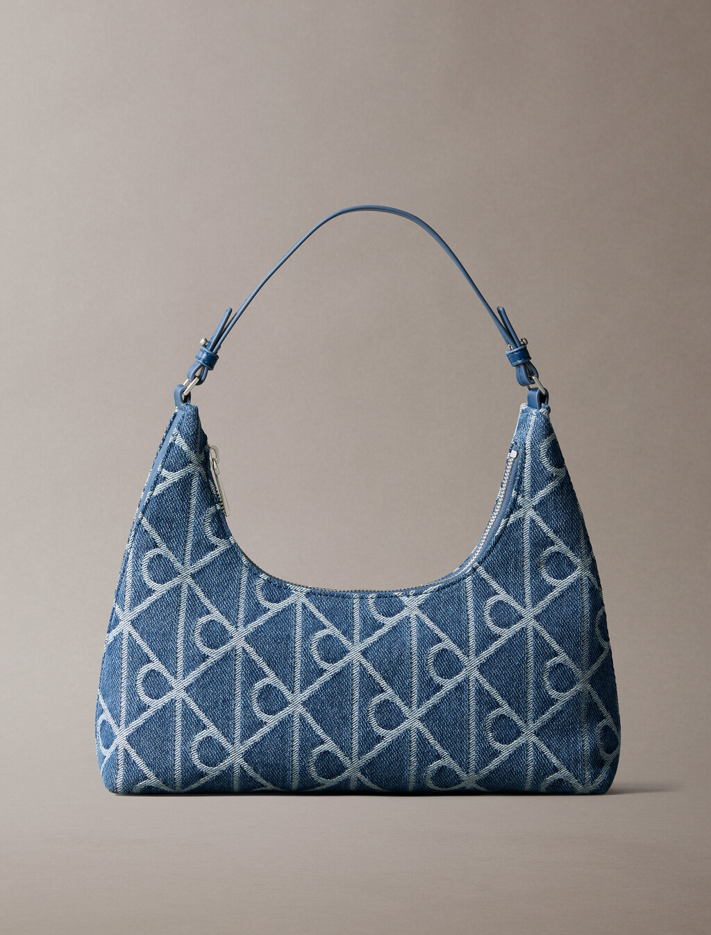 Schultertasche aus Denim mit Allover-Emblem-Logo