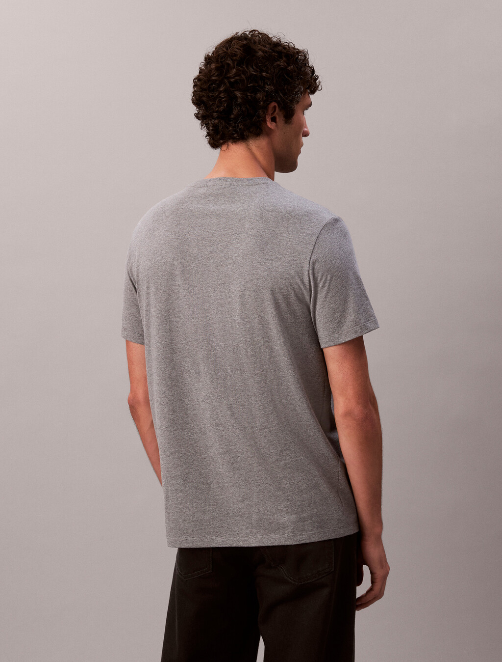Monogram-Patch-Klassiker-T-Shirt