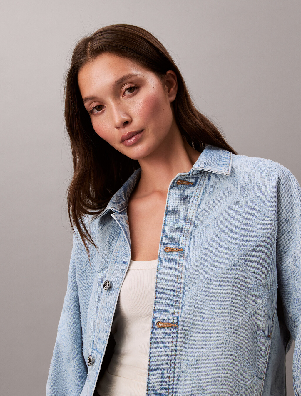 Nadelgestickter Denim-Trucker-Jacke