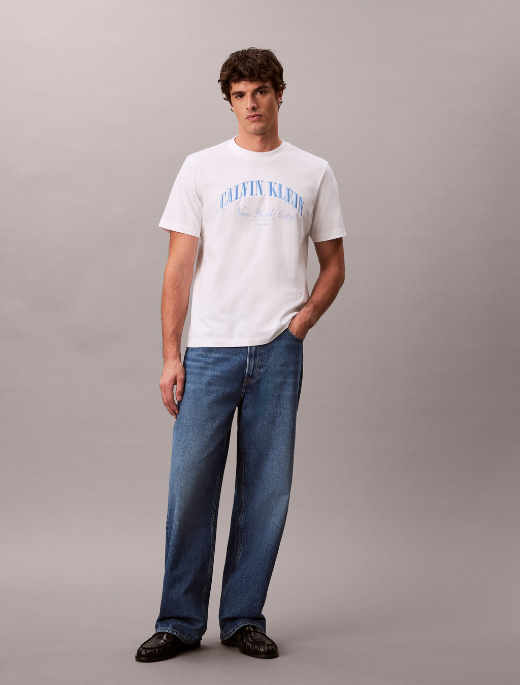 Gesticktes NYC-Logo-T-Shirt