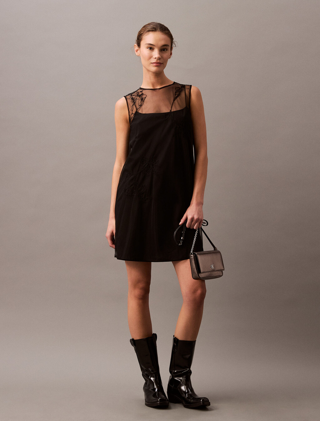 Besticktes Minikleid