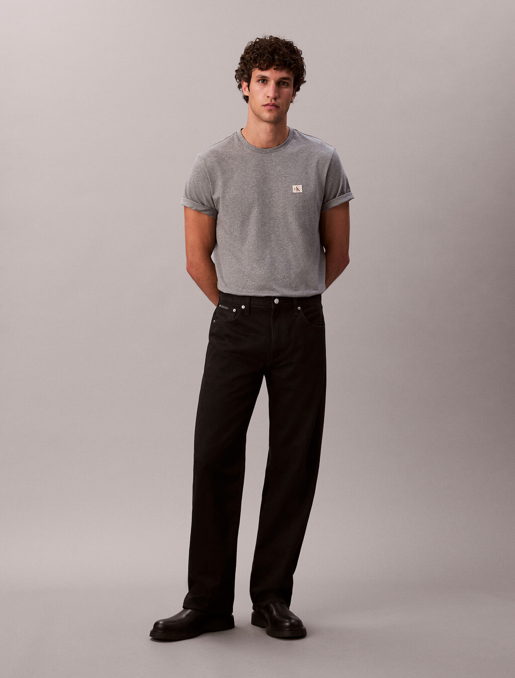 Monogram-Patch-Klassiker-T-Shirt