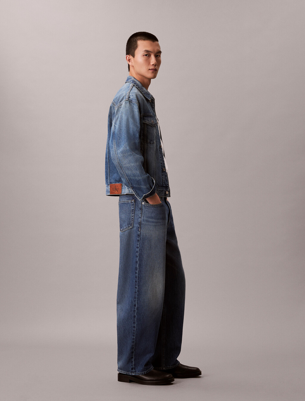 Jeans mit Barrel-Schnitt