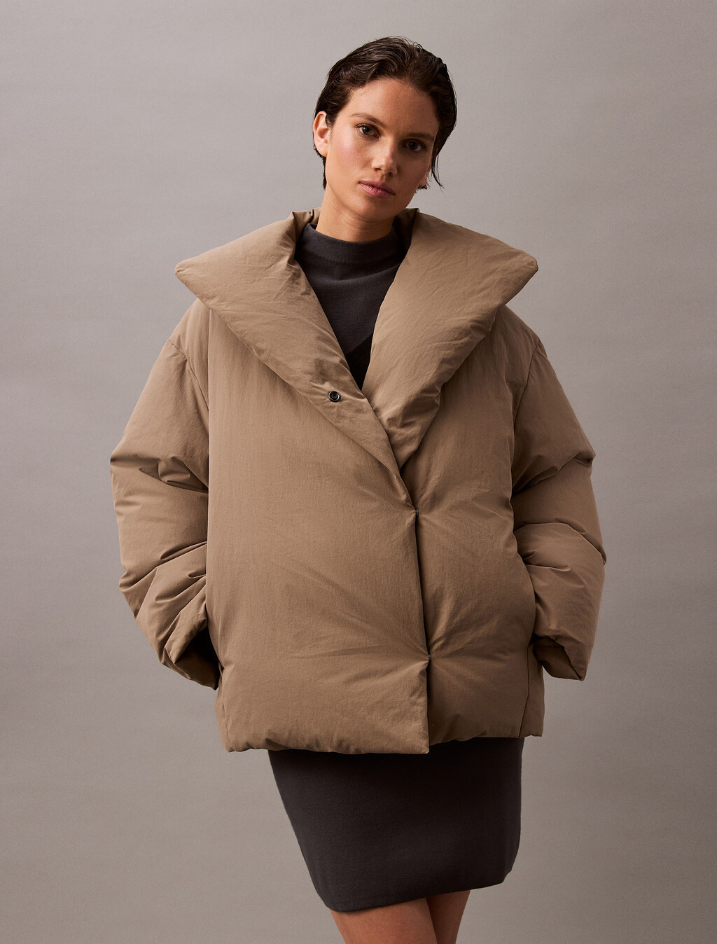 Schwerer cropped Puffermantel