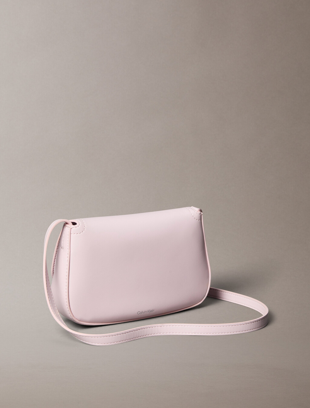 Monogram-Plakette-Kamera-Handtasche