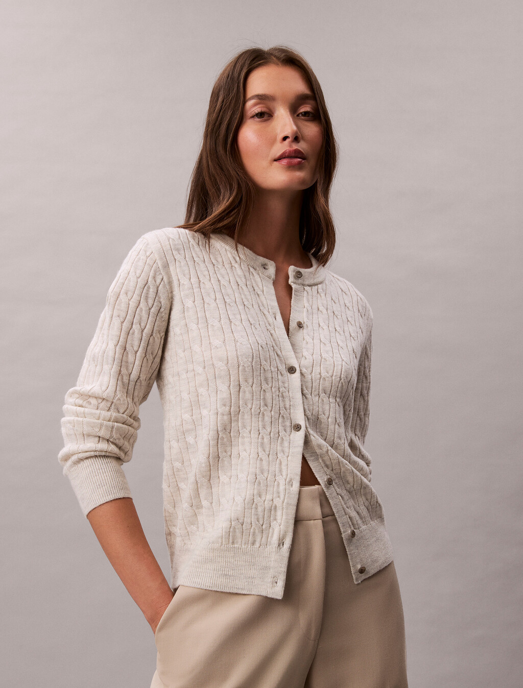 Kardigan aus Merinowollmischung mit Strickmuster Kardigan aus Merinowollmischung mit Strickmuster
