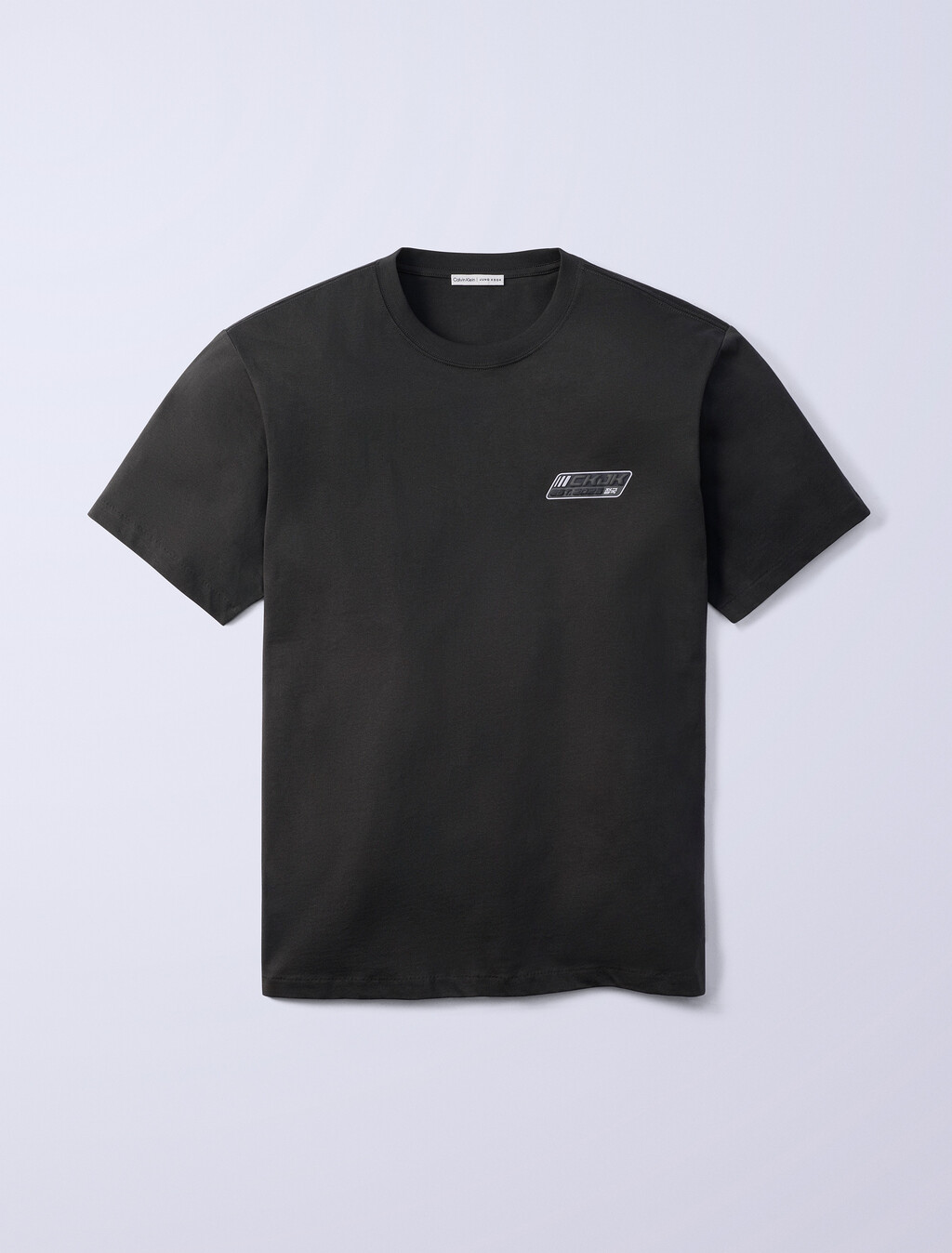 Jung Kook für Calvin Klein Logo Badge Loose T-Shirt