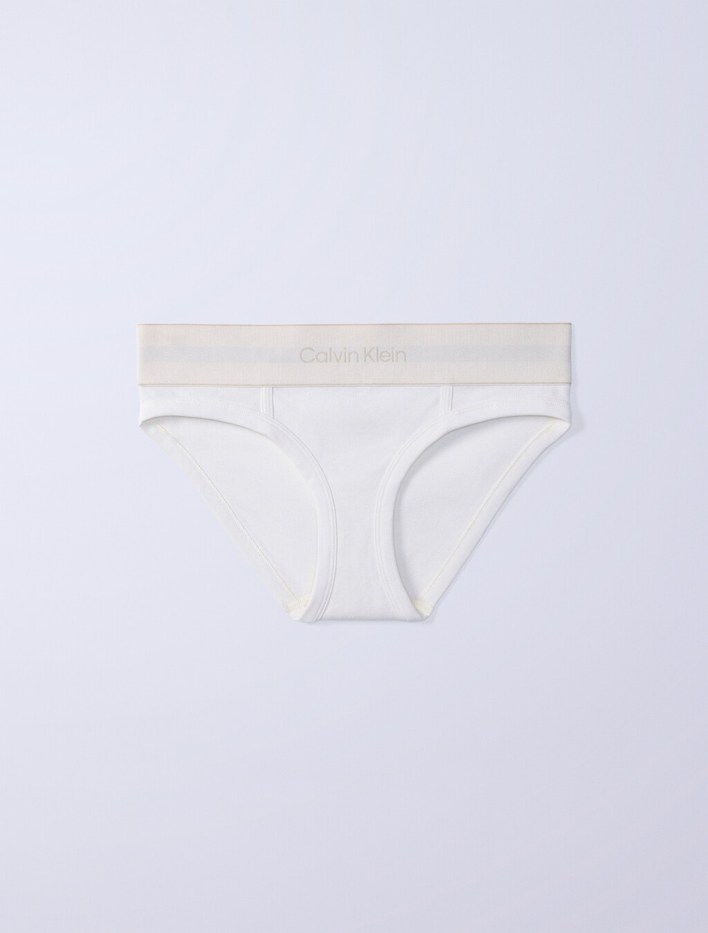 Jung Kook für Calvin Klein Bikini