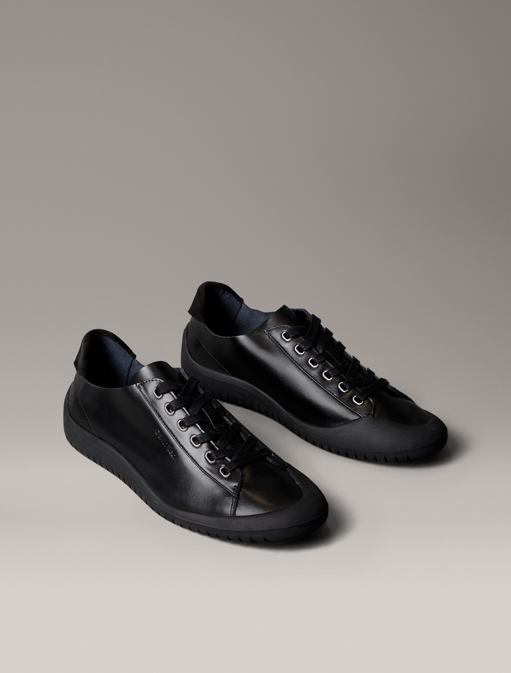 Glattes Leder Hybrid-Sneaker