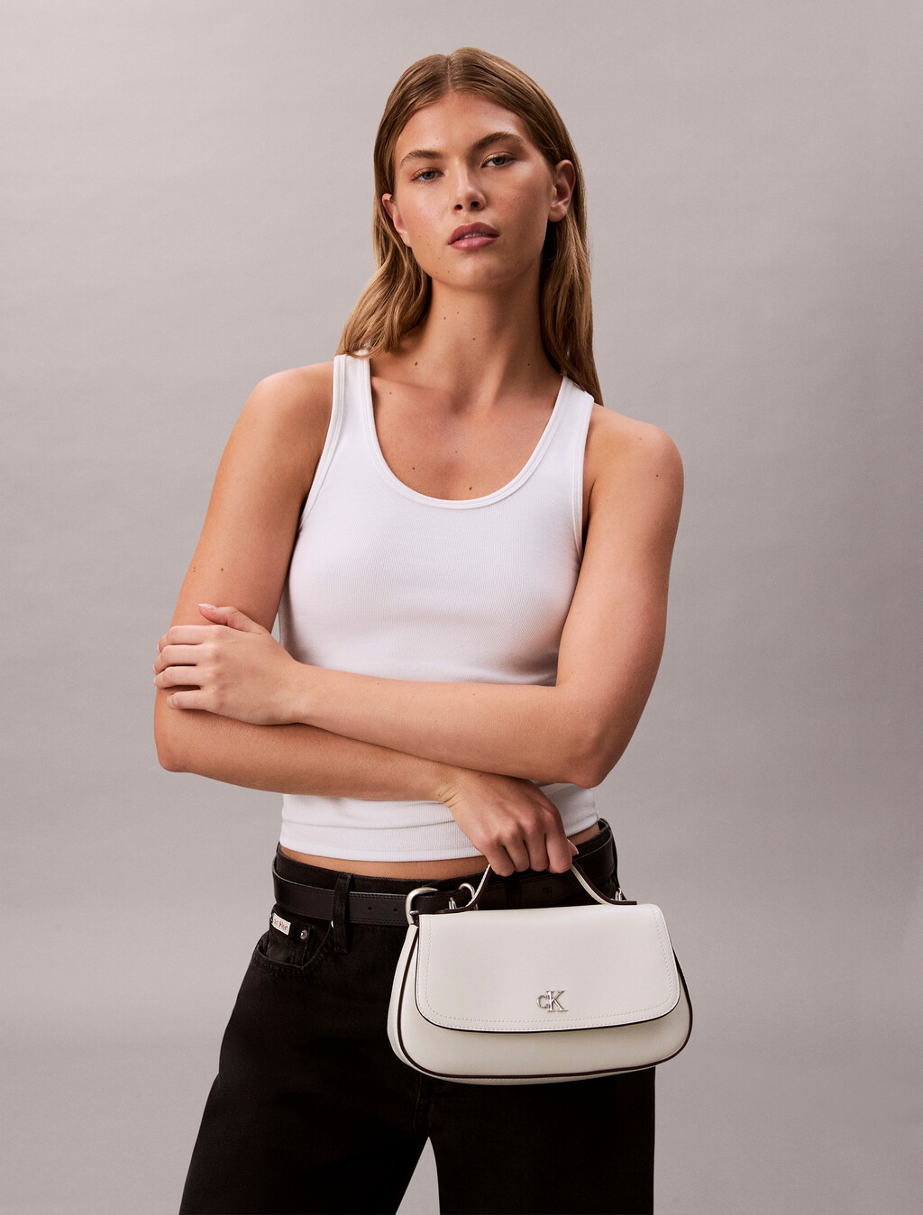 Monogram-Logo-Hardware-Tasche