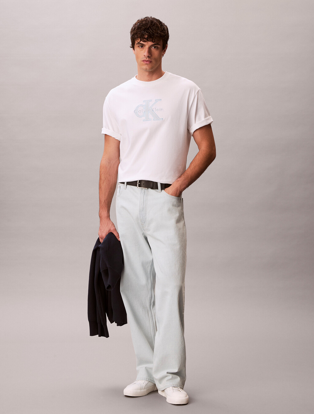 Lässiges T-Shirt mit Logo-Applikation