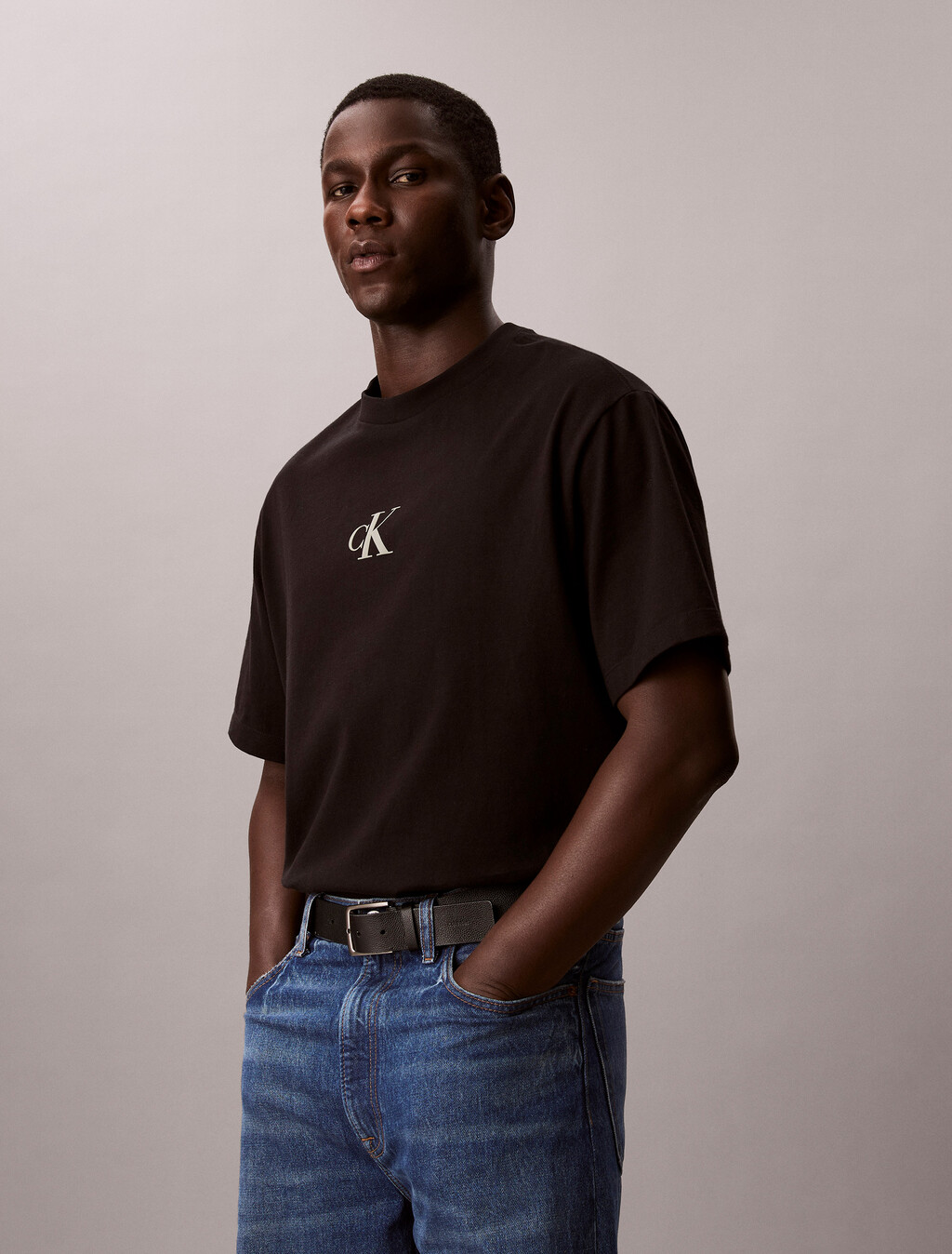 Overlay Logo Graphic Loose T-Shirt