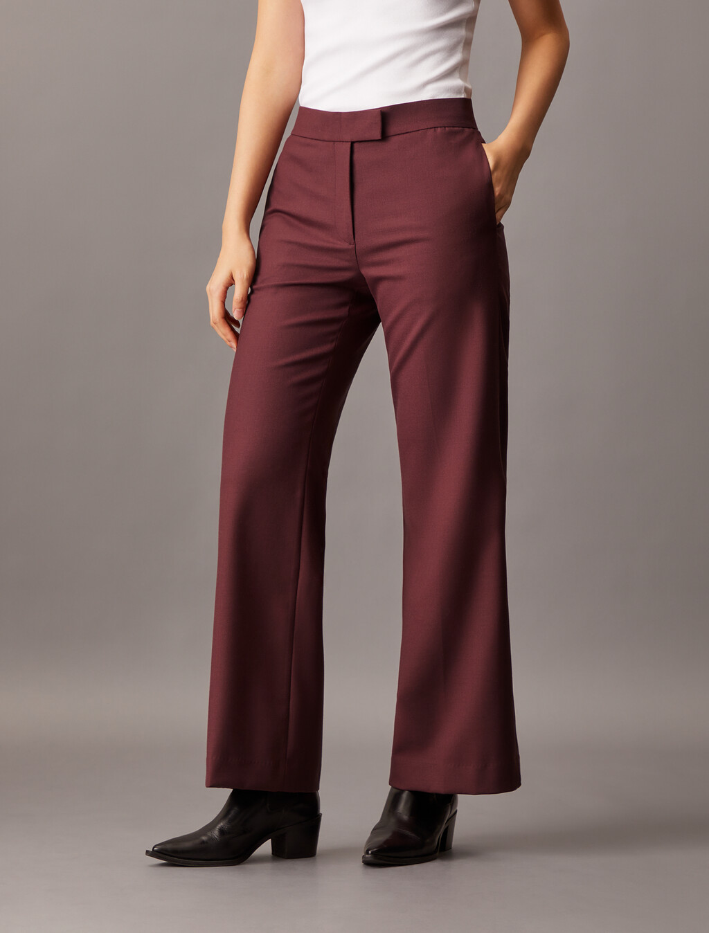 Beschichtete Gabardine-Flare-Hosen